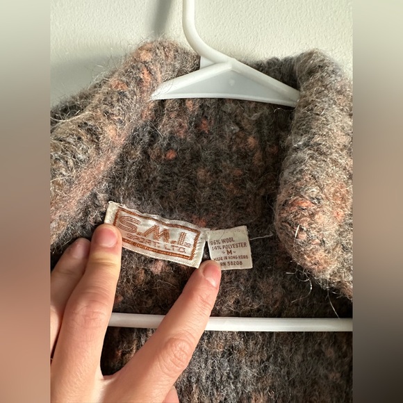 Vintage Long Wool Cardigan Pockets Made in Hong Kong Cozy - Picture 7 of 8